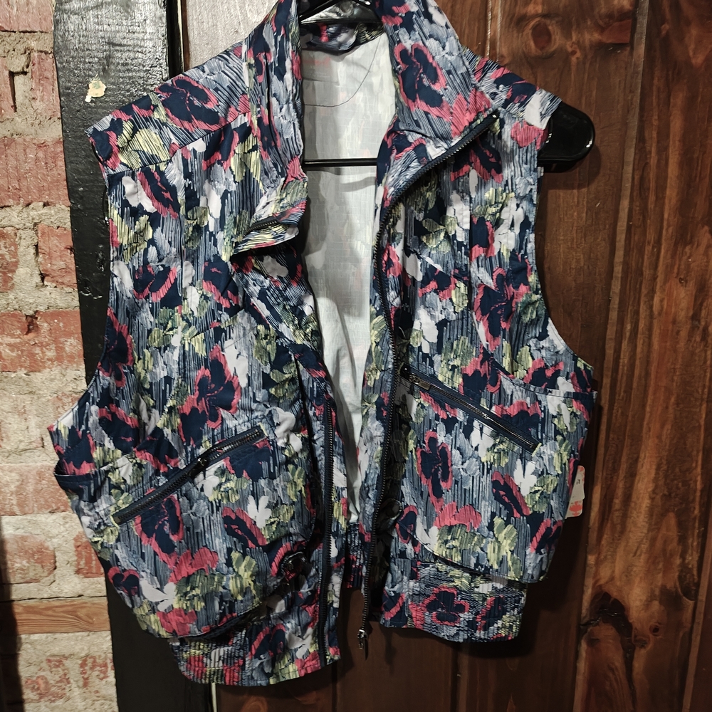 Free People Floral Sleeveless Zip-Up Vest NWT